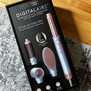 BRAND NEW IN BOX - Conair Digitalaire Hot Air Styler